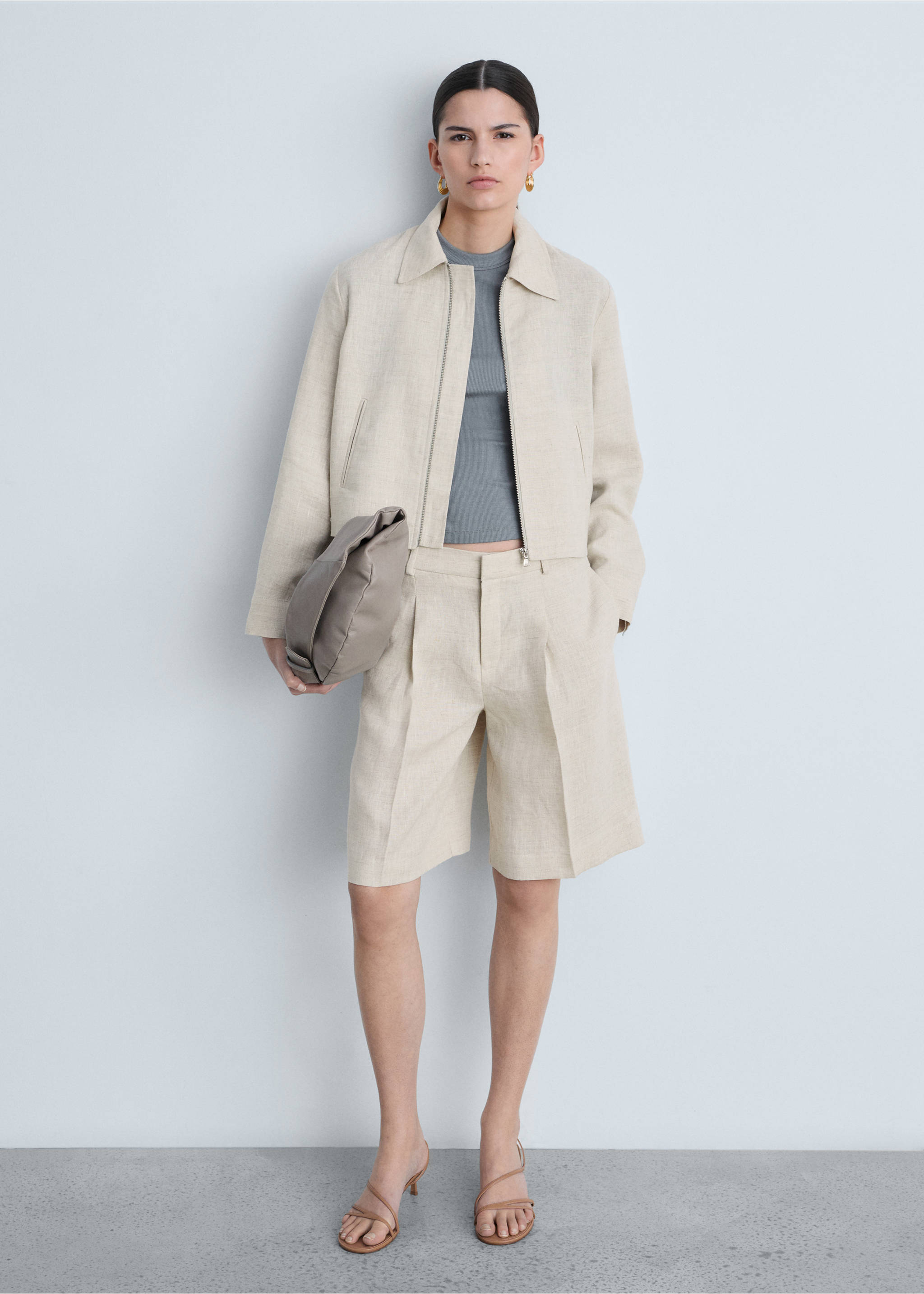 100% linen bermuda shorts - General plane, Light/Pastel Grey. Ref: 87147147-00.