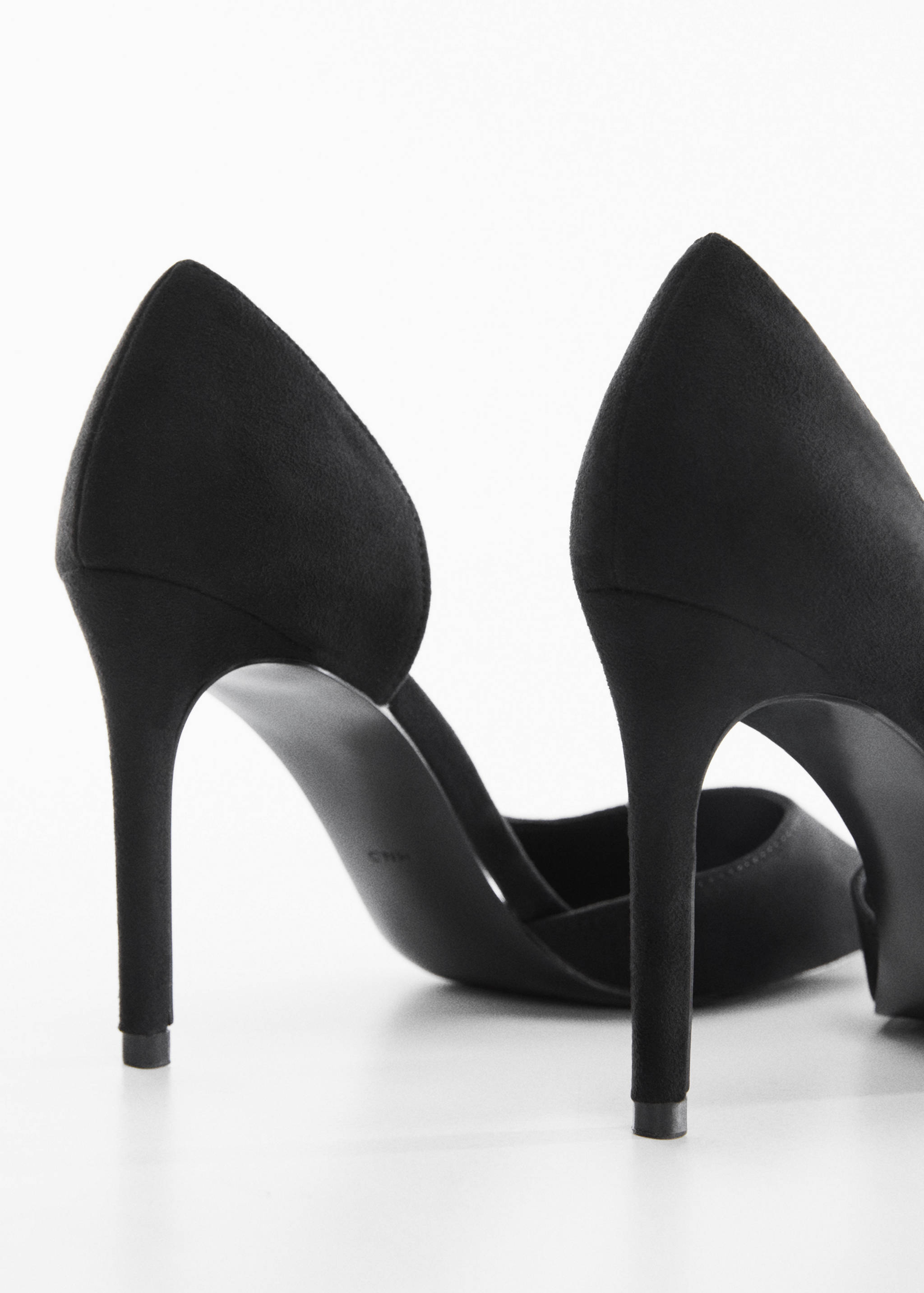 Asymmetric stiletto shoes - Details of the article 1