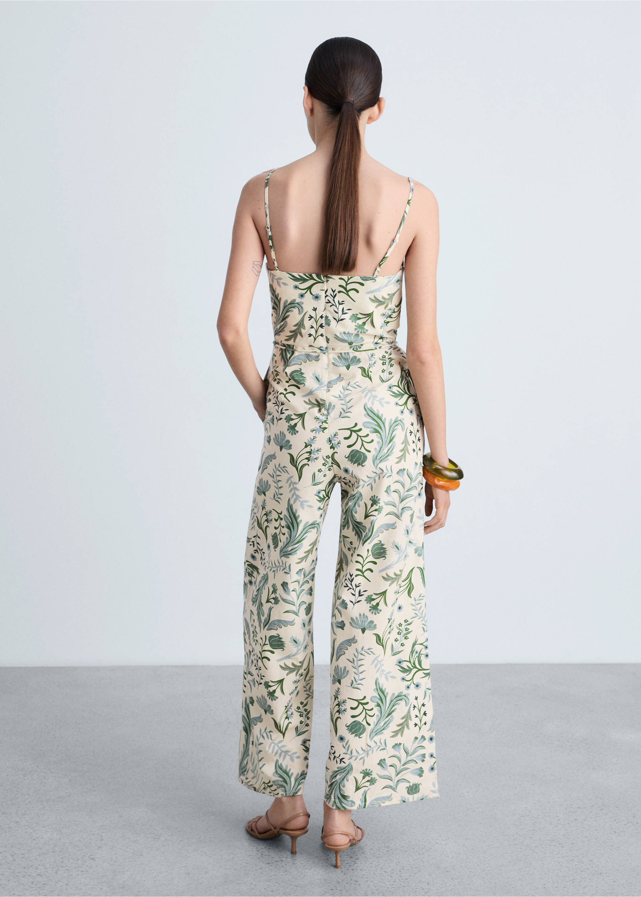 Printed jumpsuit with bow - Reverse of the article, Ecru. Ref: 87168641-00.