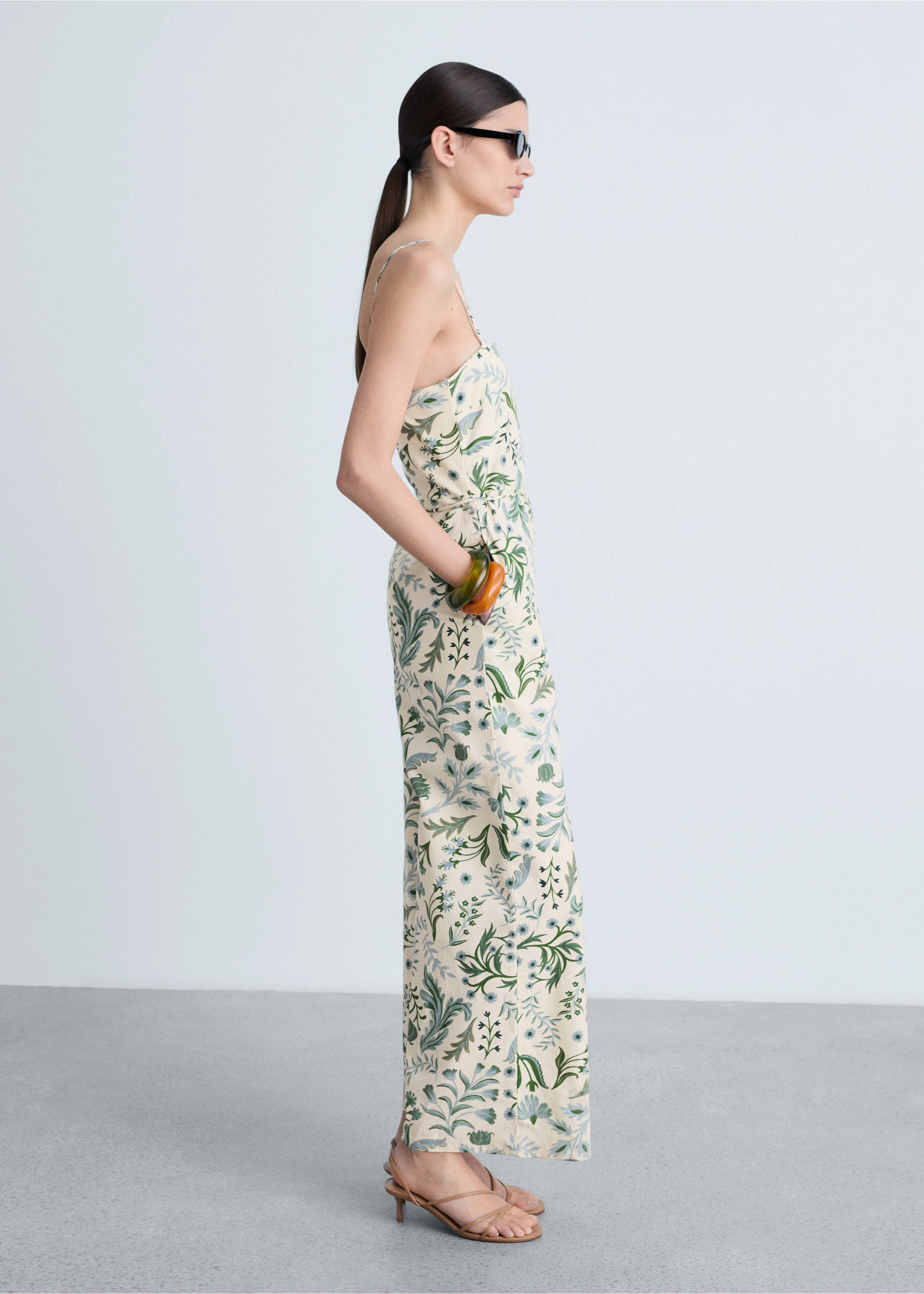 Printed jumpsuit with bow - Details of the article 2, Ecru. Ref: 87168641-00.