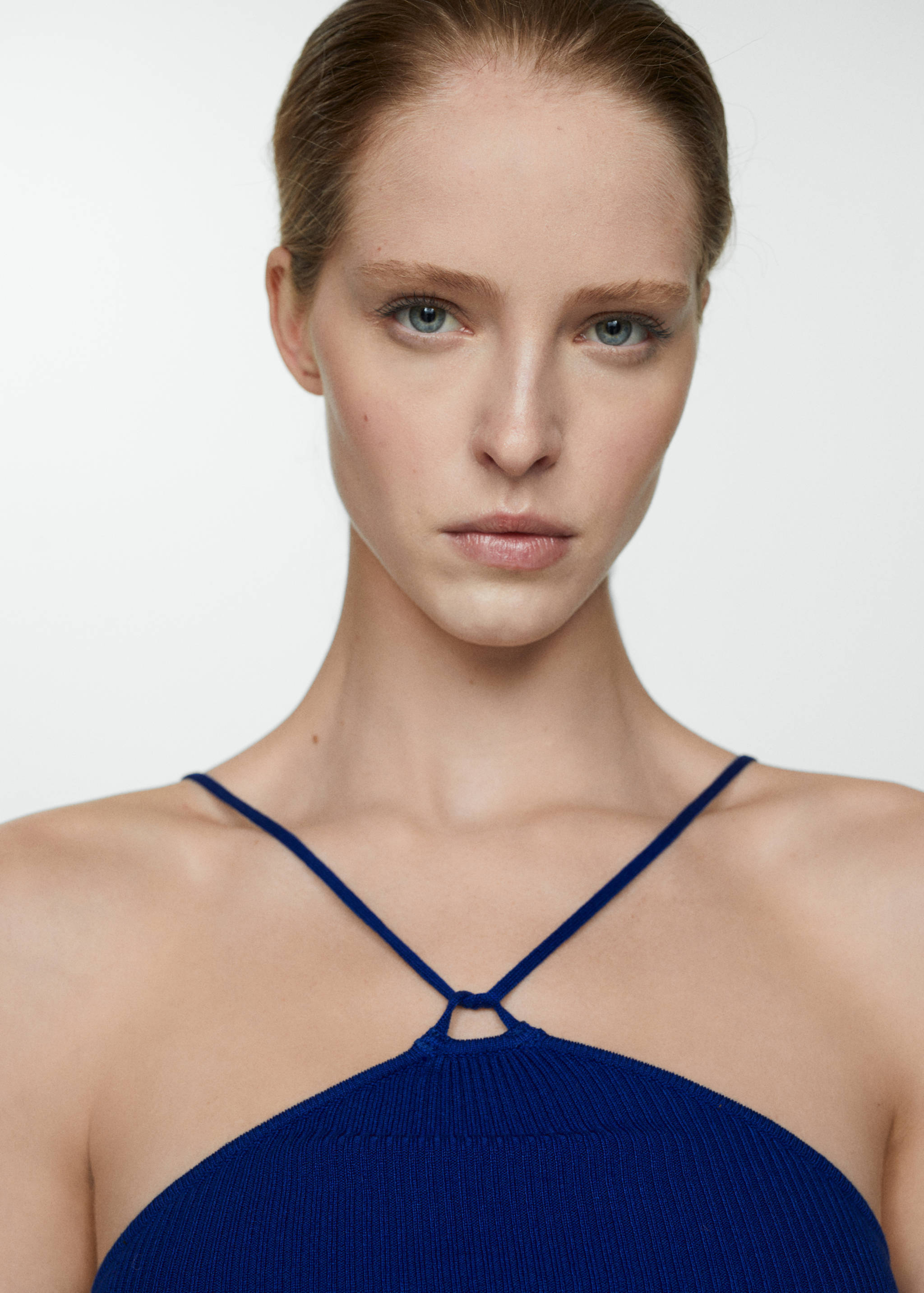Knitted top with metallic thread - Details of the article 1