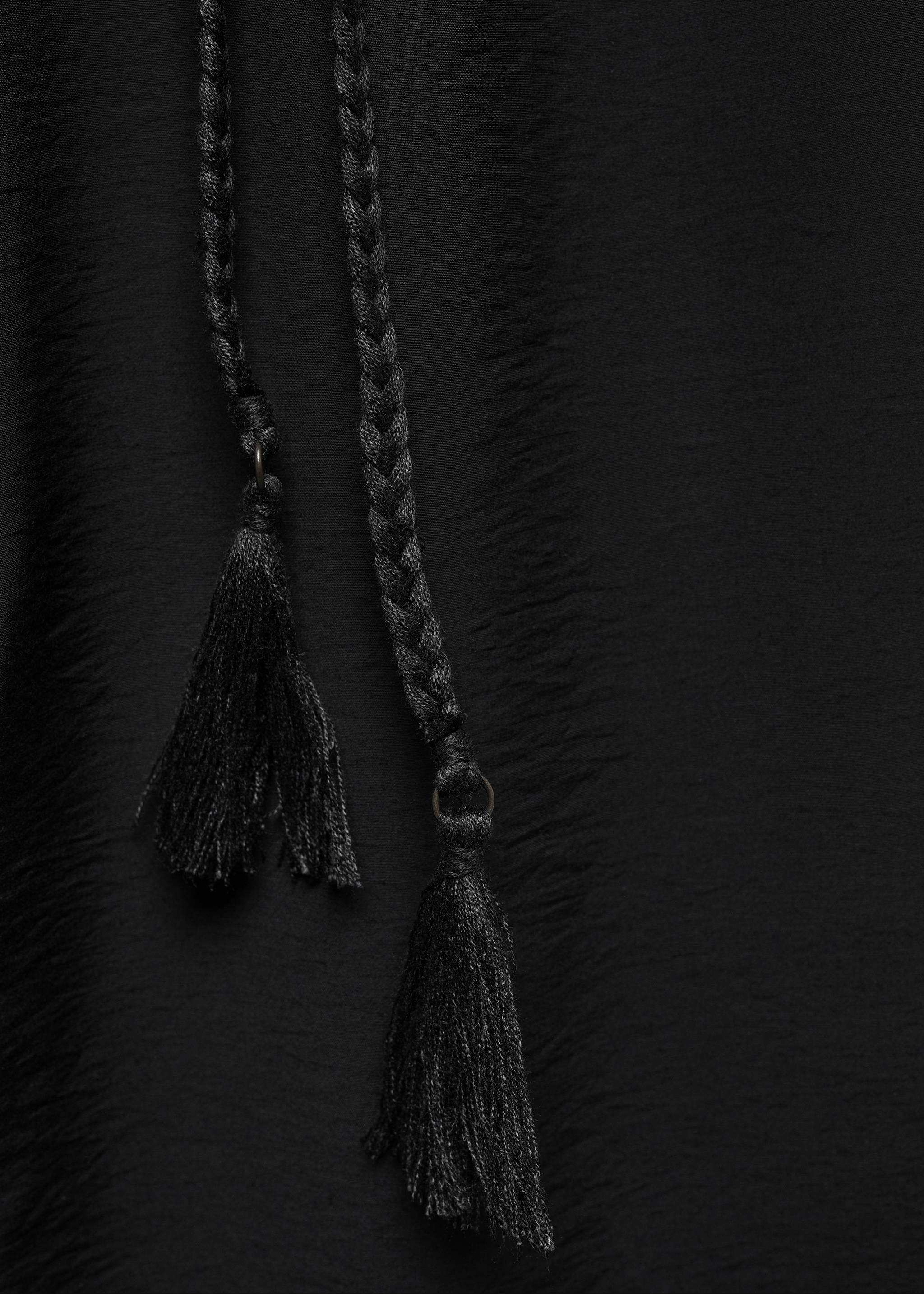 Mono largo cinturón borlas - Detalle del artículo 8, Negro. Ref: 87188652-00.